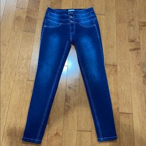 Mudd dark wash skinny jeans like new